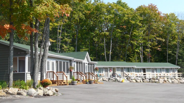 Crestwood Inn