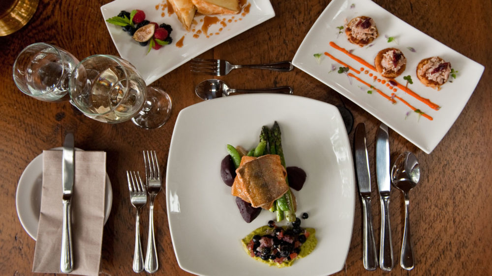 Take a Boat Ride to an Unforgettable Dinner in Algonquin Park