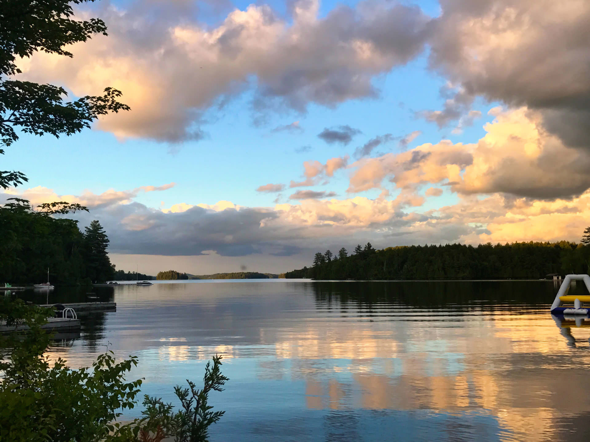 Fun People, Craft Beer, Great Food &#038; Afternoons on the Water Make for a Magical Muskoka Weekend