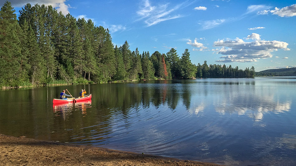 Killarney Lodge in Algonquin Park