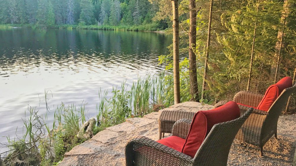 Killarney Lodge in Algonquin Park