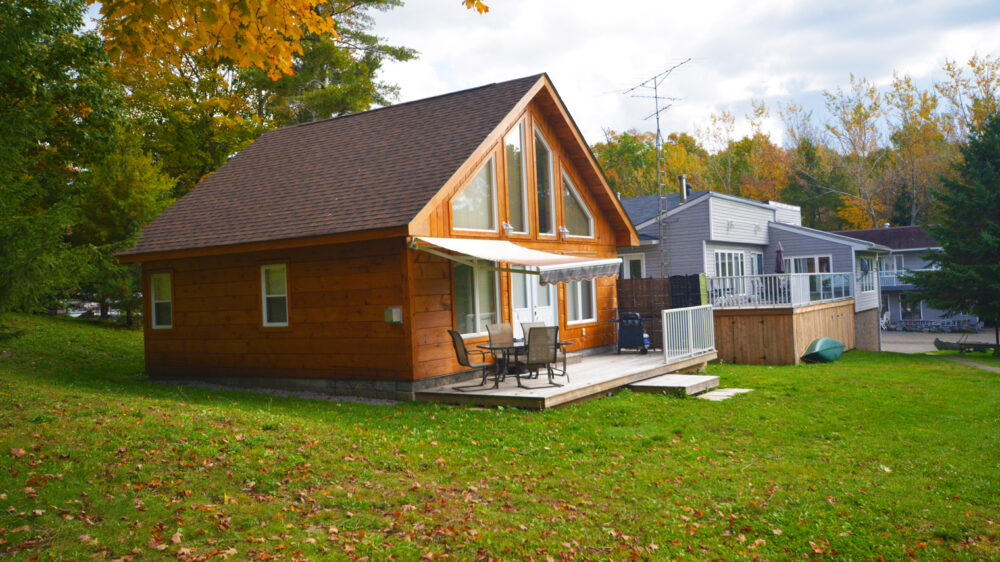 Pier 100 Cottages on Lake Muskoka