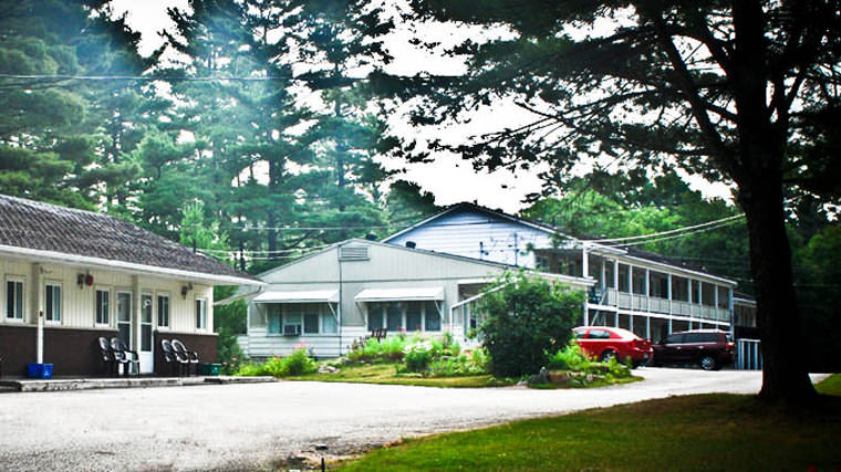 Pinedale Inn
