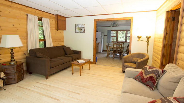 Pines Cottage Resort