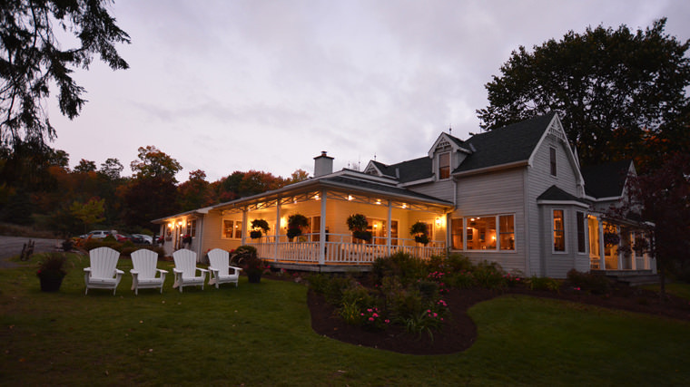 Port Cunnington Lodge &#038; Resort