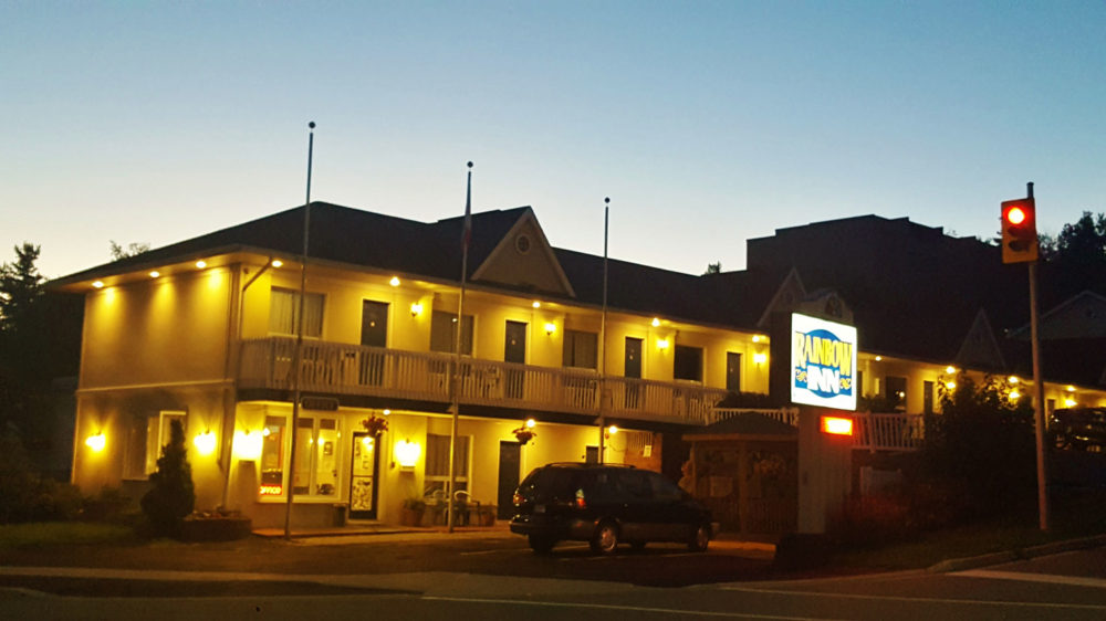 Rainbow Inn Ontario Canada Muskoka Hotels, Muskoka Motels, Muskoka Inns