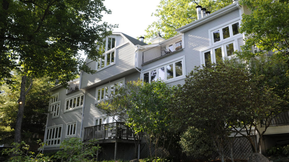 Rocky Crest Resort