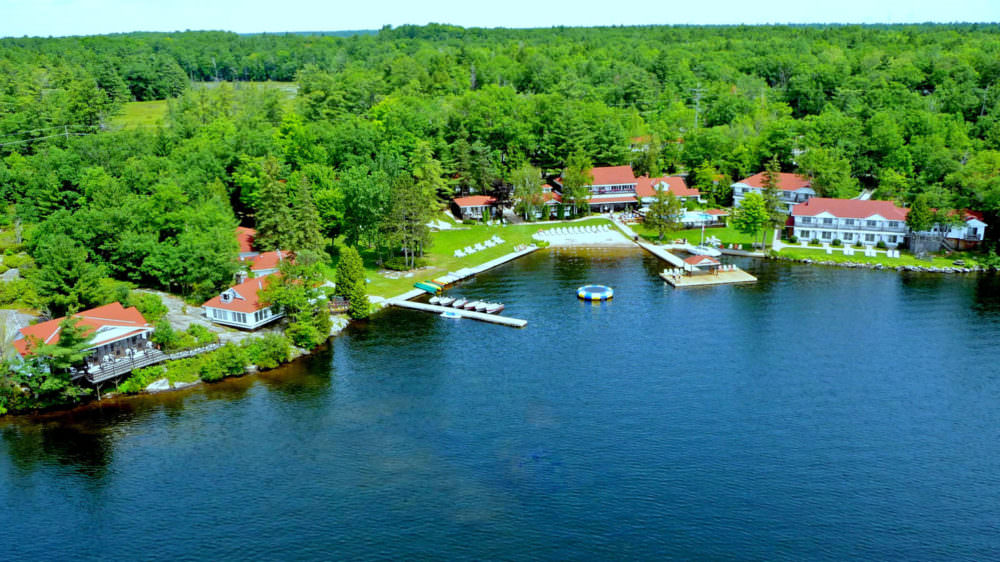 Fine Country Dining in one of Muskoka's Historic Lodges