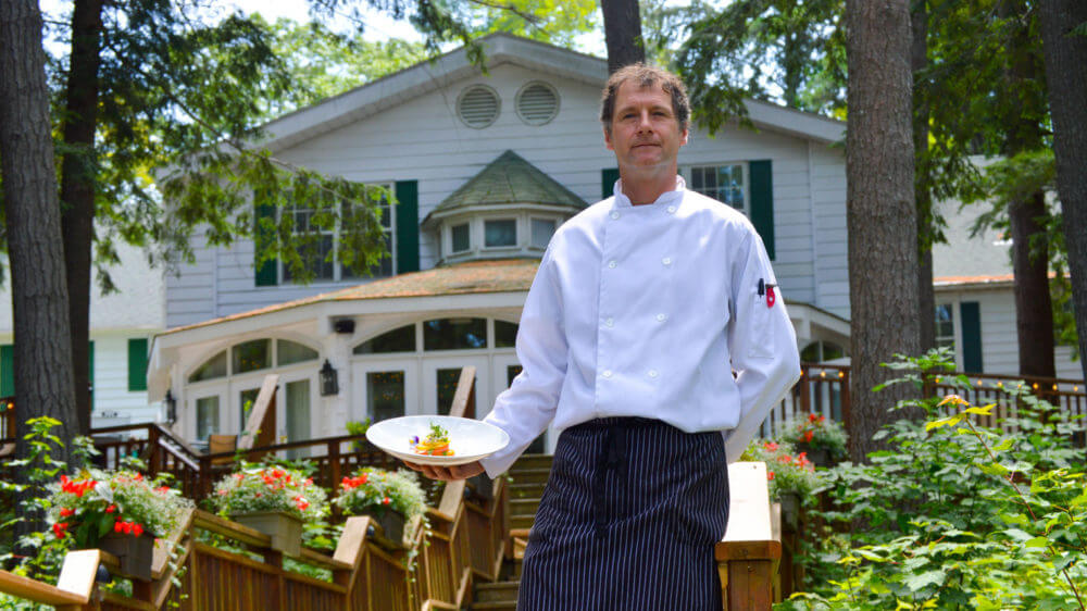 Sherwood Inn on Lake Joseph