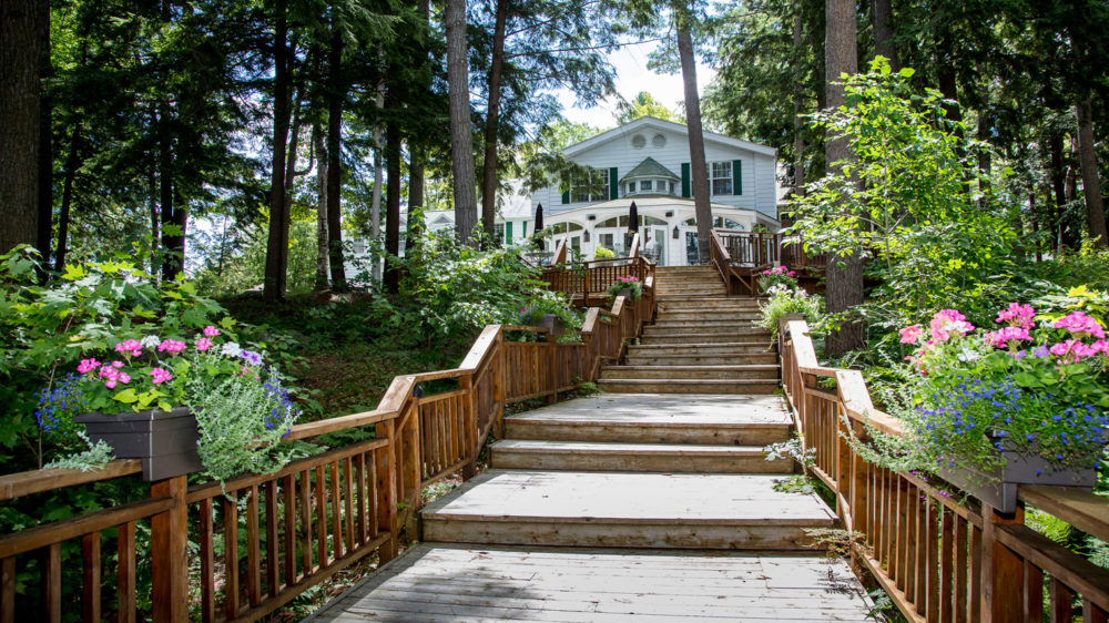Sherwood Inn