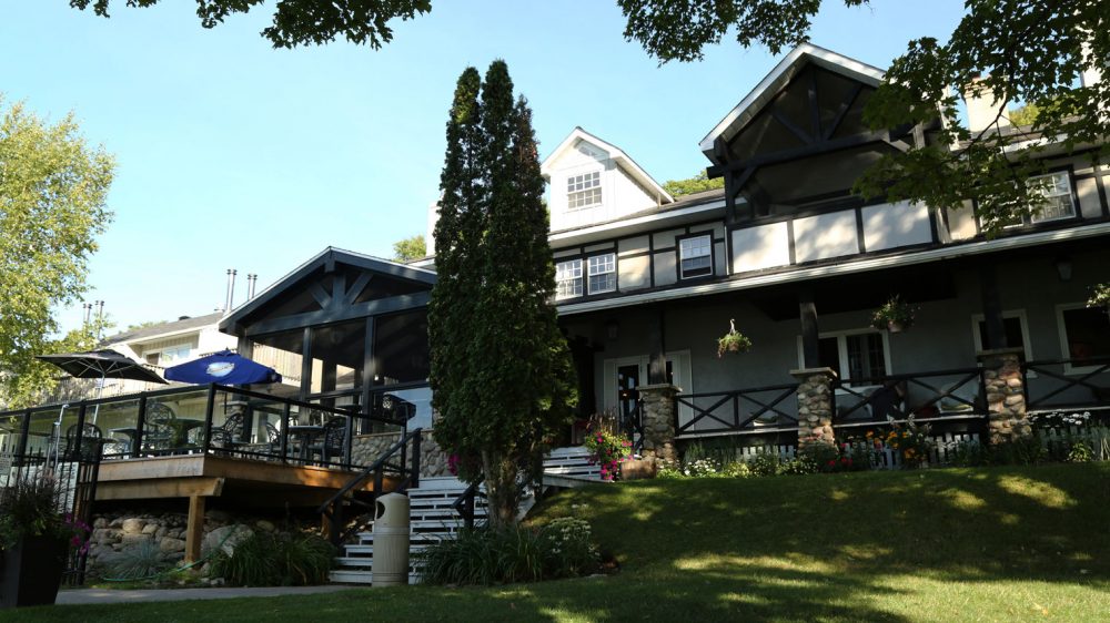 Sir Sam's Inn & Spa